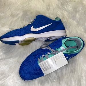 Sz 7 Women's blue Nike training shoes